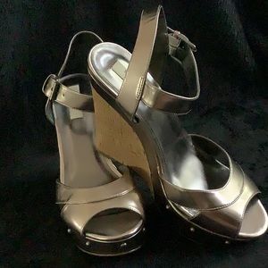 New! Simply Vera Platforms